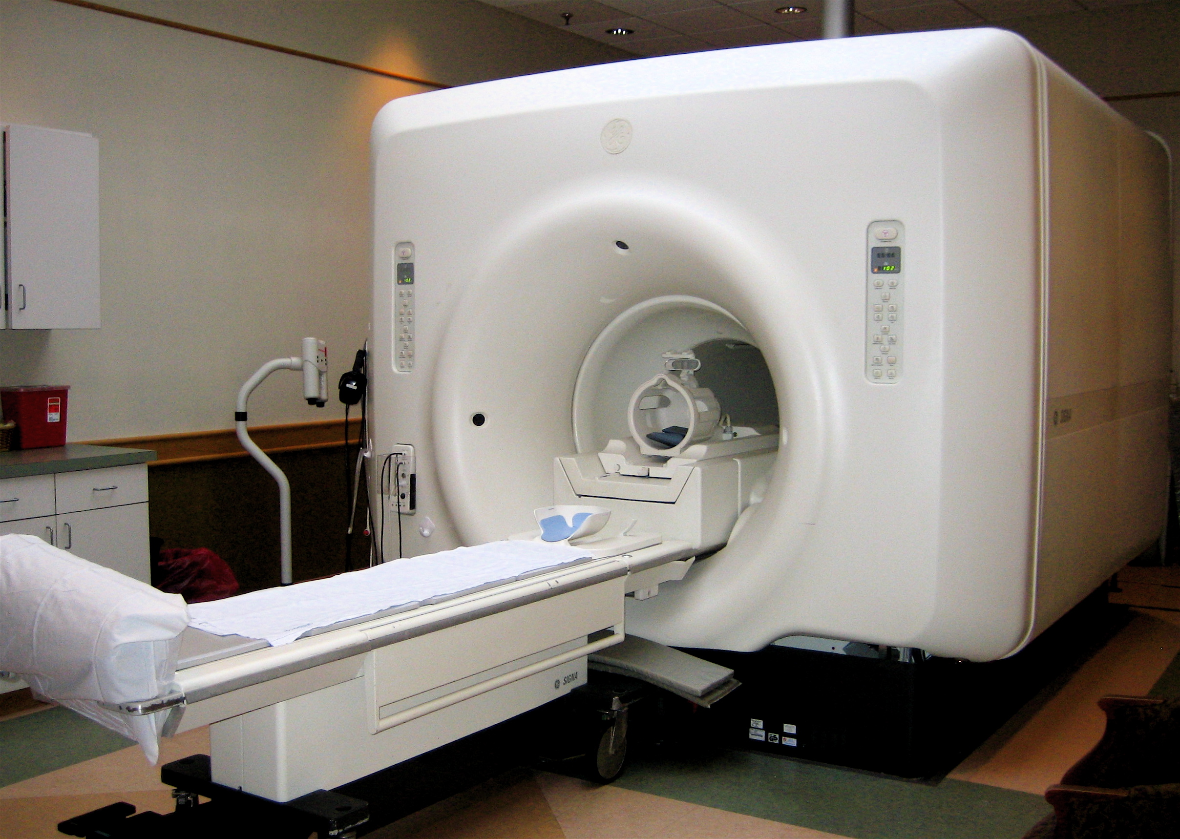 Toshiba Vantage Titan 1.5T MRI scanner